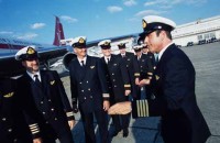 13.John_Travolta_jumbo_jet.jpg