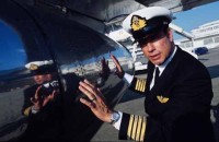 25.John_Travolta_jumbo_jet.jpg