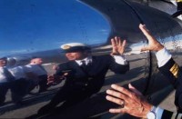 29.John_Travolta_jumbo_jet.jpg