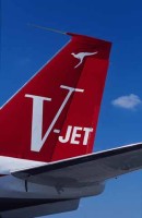 32.John_Travolta_jumbo_jet.jpg