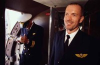 43.John_Travolta_jumbo_jet.jpg