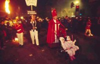 02.English_Bonfire_Carnival.jpg