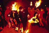 05.English_Bonfire_Carnival.jpg
