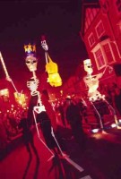 06.English_Bonfire_Carnival.jpg